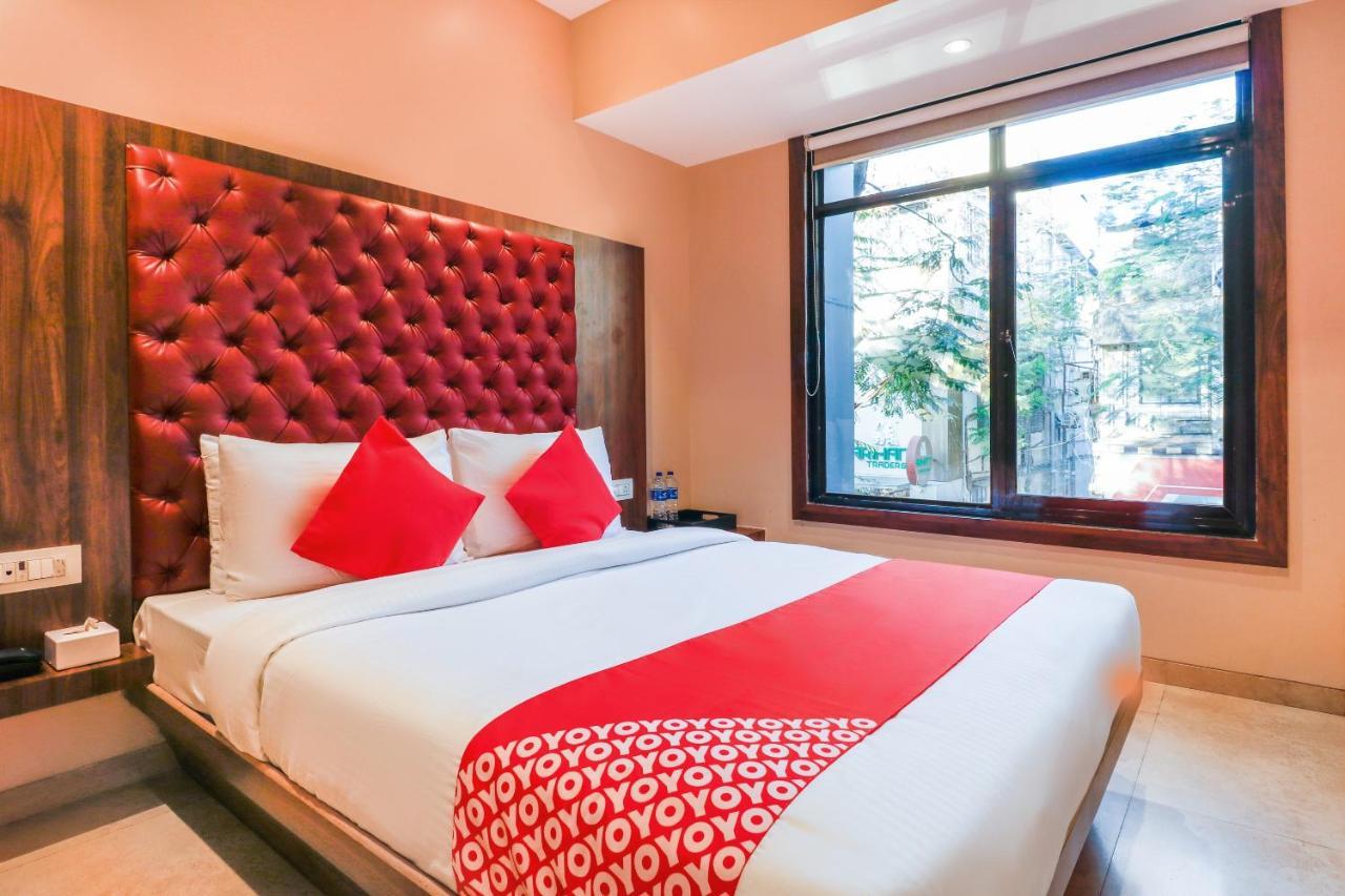 Oyo 70475 Hotel Sea Breeze Mumbai Dış mekan fotoğraf