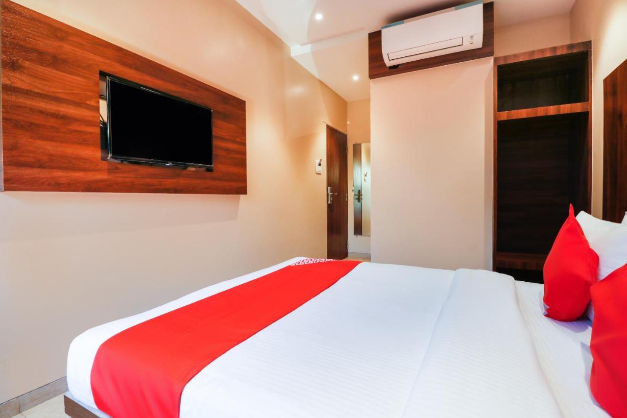 Oyo 70475 Hotel Sea Breeze Mumbai Dış mekan fotoğraf